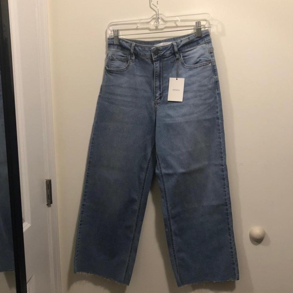 Wide Leg Cropped Jeans